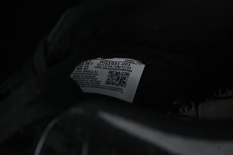 All categories Nk SB Dunk series Nk SB Dunk Low low-top sneakers Nk Dunk Low black and gray color low-top casual sneakers HQ1931-001